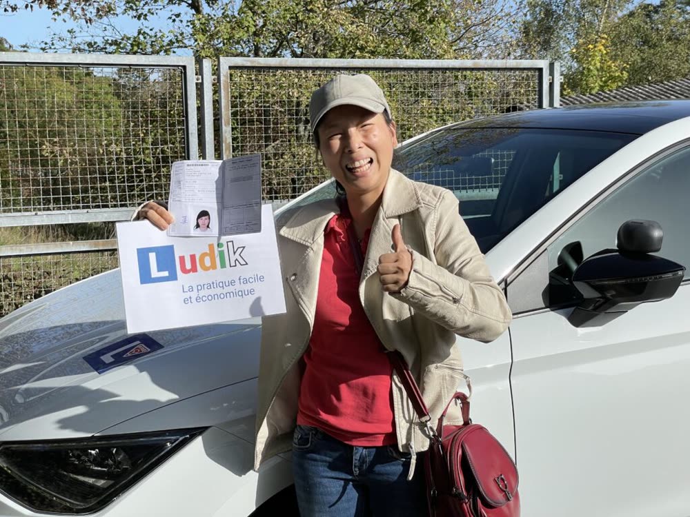 Élève Ludik après la réussite de son permis (photo 10)