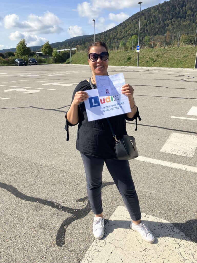Élève Ludik après la réussite de son permis (photo 16)