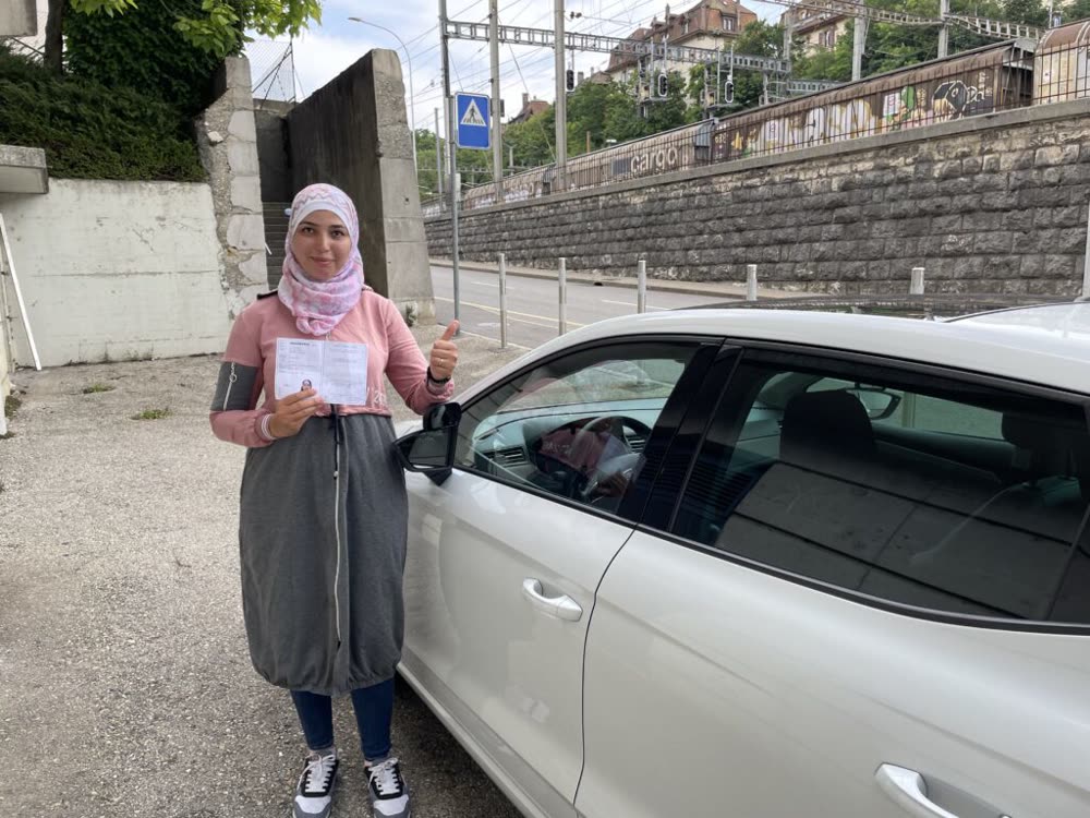 Élève Ludik après la réussite de son permis (photo 6)
