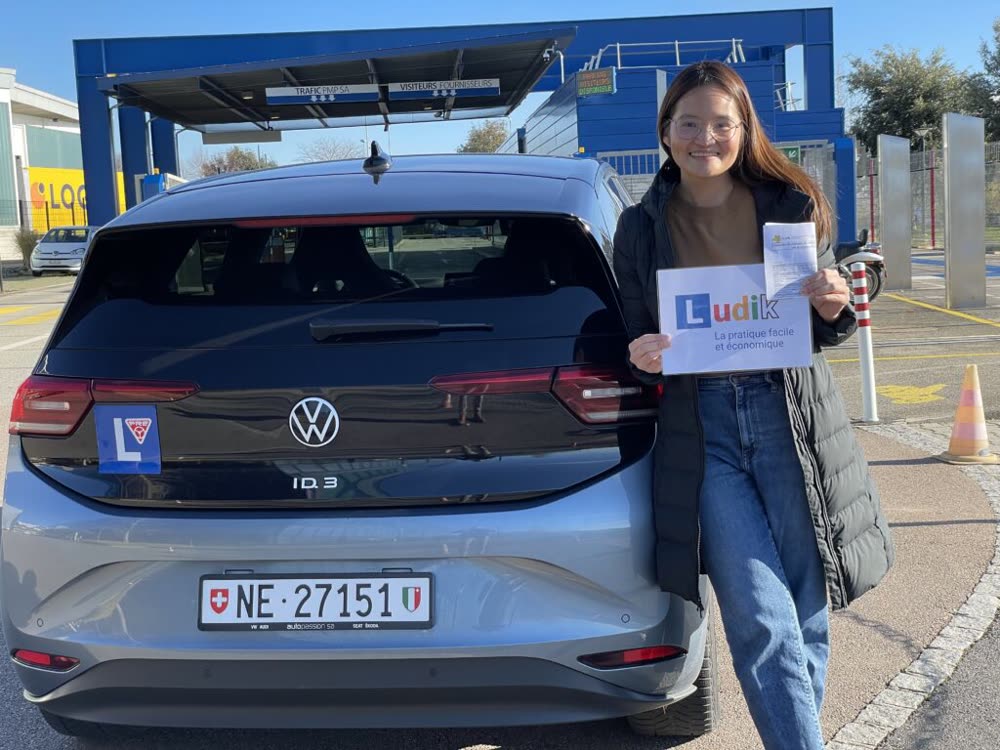 Élève Ludik après la réussite de son permis (photo 34)